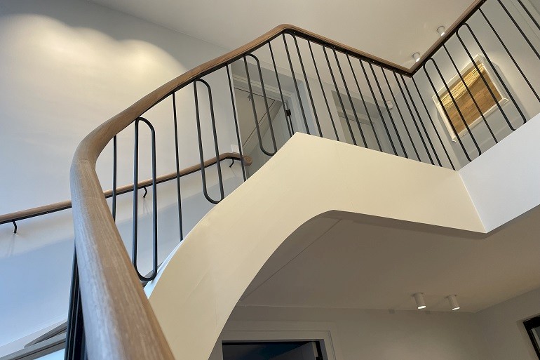 Bochten, wrongen en trapleuning op maat.