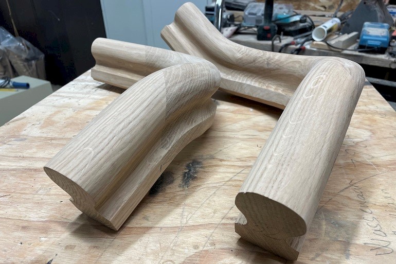 Nieuw kromstukken sleutelgat trapleuning op maat.