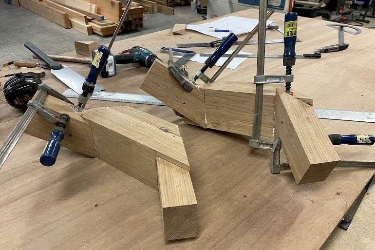 Wrongen en bochten maken op maat.