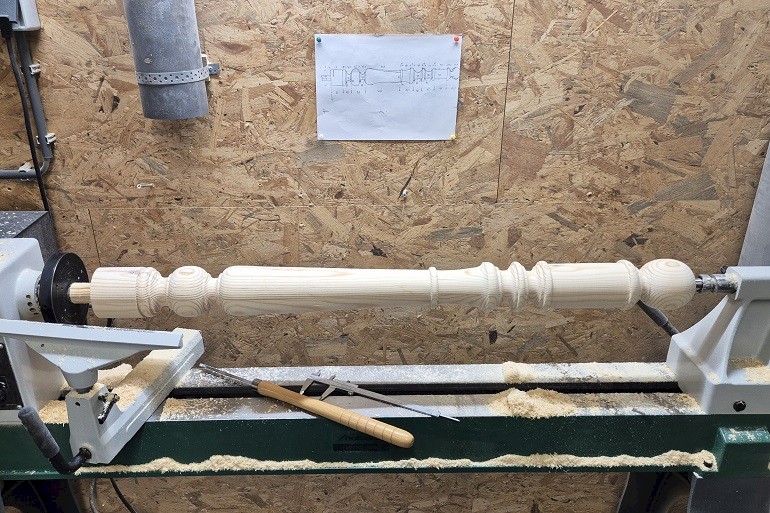 Grenen trapspil draaien.